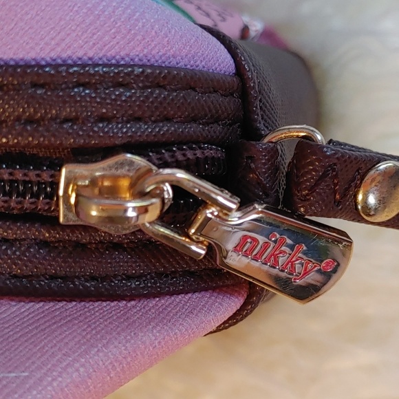 NIKKY BY NICOLE LEE COSMETIC BAG - Picture 3 of 16